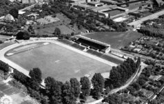 Holstein - Stadion, Kiel - Hallen und Stadien