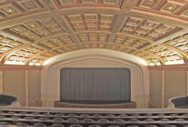 Weltspiegel, Cottbus - Kinos und Unterhaltung